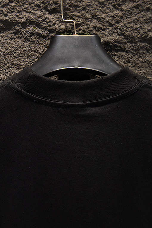 バレンシアガ Balenciaga クラシックなダメージ破れプリントラインストーンの半袖Tシャツ