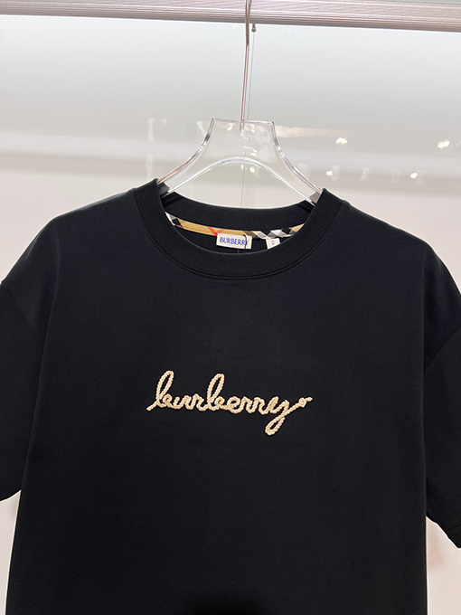 バーバリー BURBERRY 麻縄刺繍レタリング背中に軍馬柄ロゴクルーネック半袖Tシャツ