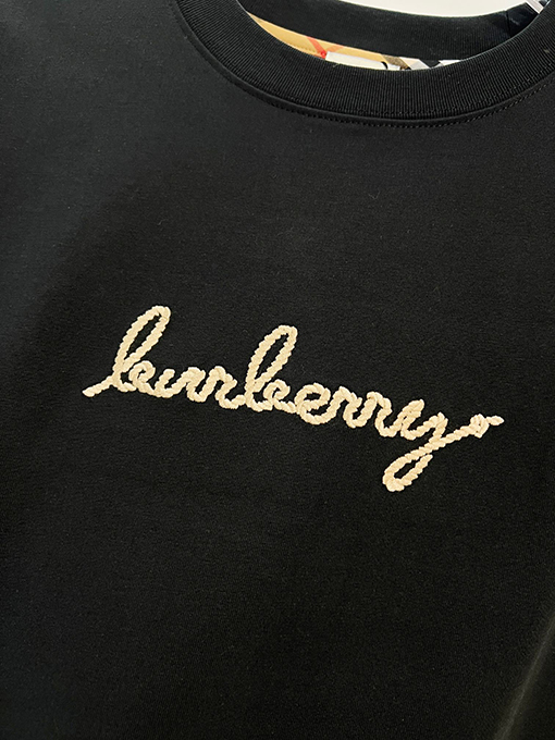 バーバリー BURBERRY 麻縄刺繍レタリング背中に軍馬柄ロゴクルーネック半袖Tシャツ