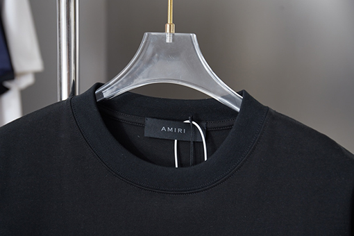 アミリスーパーコピー 新モデル刺繍レターロゴ半袖Tシャツ