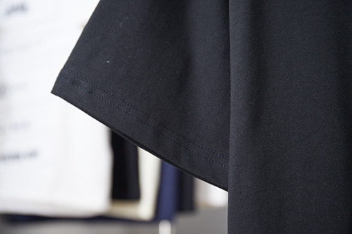 アミリスーパーコピー 新モデル刺繍レターロゴ半袖Tシャツ