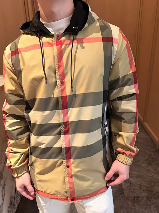 バーバリーコピー 両面リバーシブルチェック柄フード付きジャケット