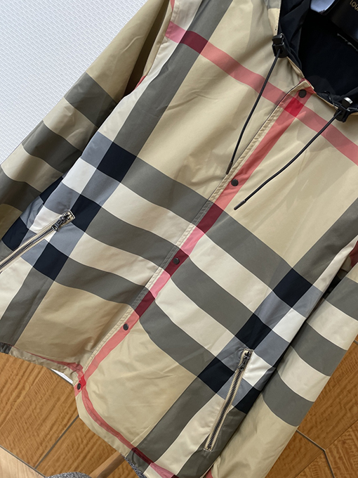 バーバリーコピー 両面リバーシブルチェック柄フード付きジャケット