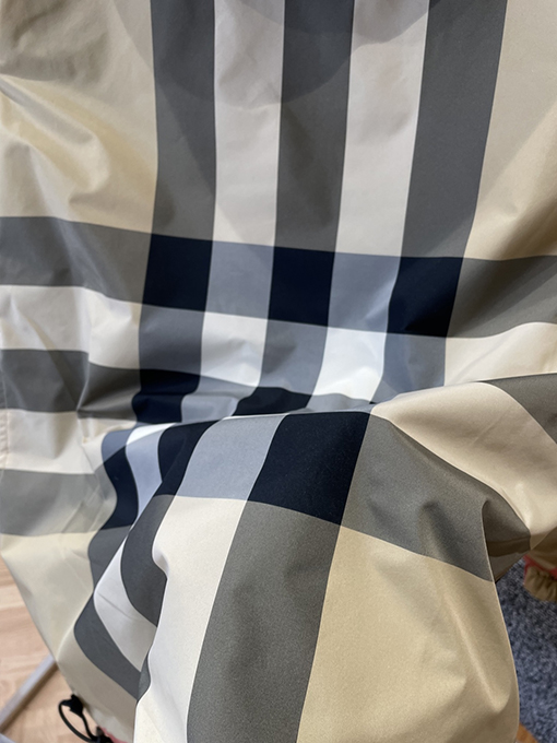 バーバリーコピー 両面リバーシブルチェック柄フード付きジャケット