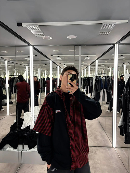 バレンシアガ BALENCIAGA 刺繍入りチェック柄襟付き長袖シャツ