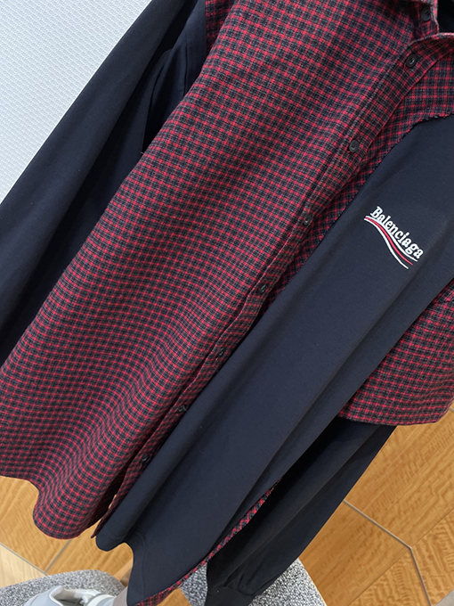 バレンシアガ BALENCIAGA 刺繍入りチェック柄襟付き長袖シャツ