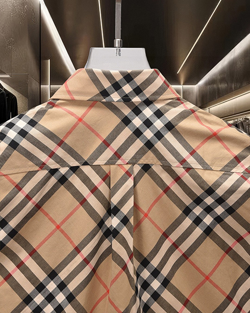 バーバリー ツイルストレッチコットンポプリン半袖シャツ