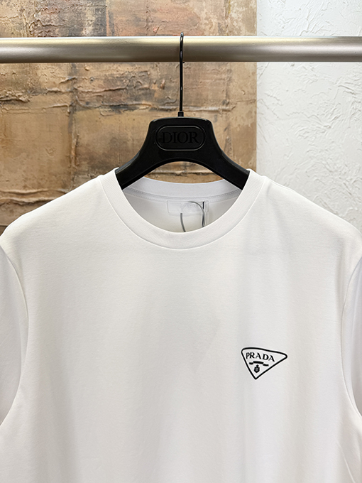 プラダコピー PRADA トライアングルプリント半袖Tシャツ