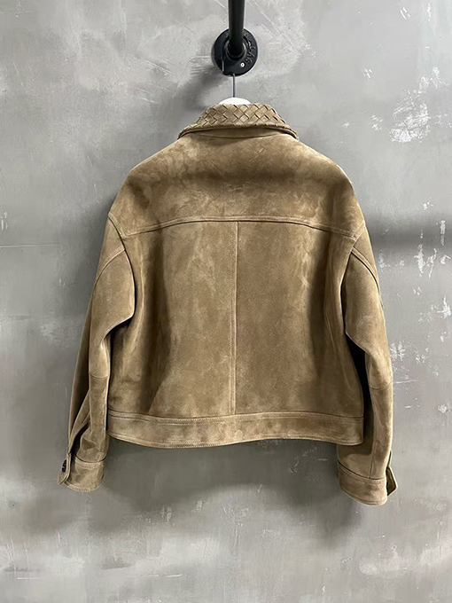 ボッテガヴェネタコピー レディースレトロなさとクールさが魅力のカシミア混コート