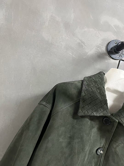 ボッテガヴェネタコピー レディースレトロなさとクールさが魅力のカシミア混コート