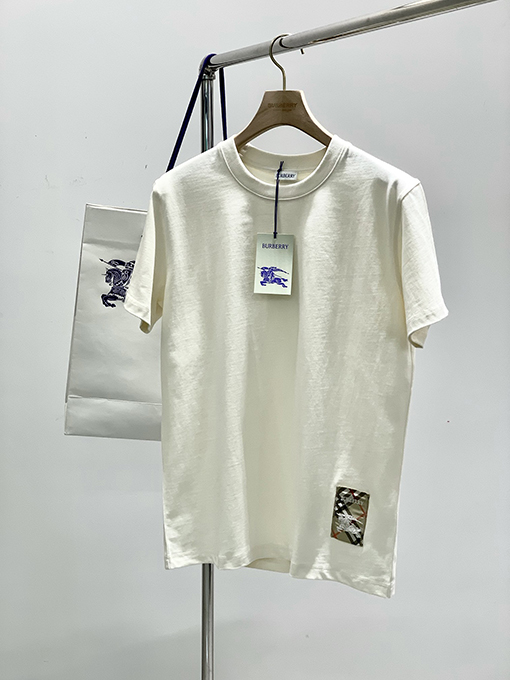 バーバリー 刺繍レターロゴ半袖Tシャツ