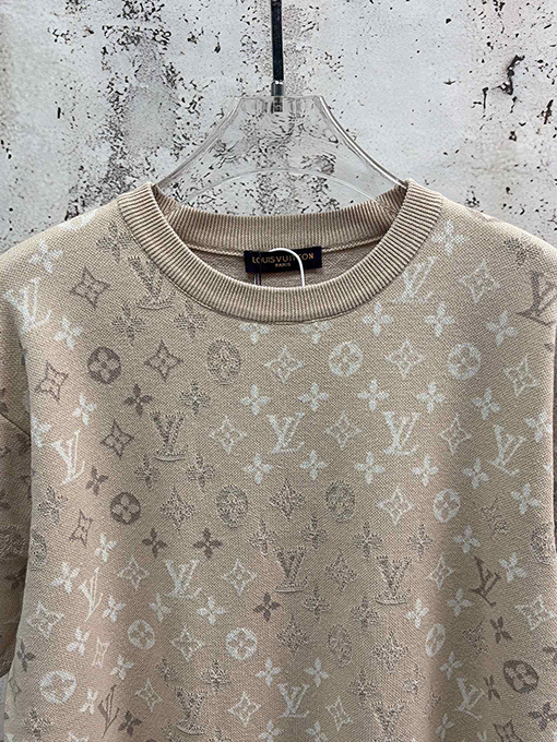 ルイヴィトン クラシックなモノグラム柄ジャカードニット半袖Tシャツ