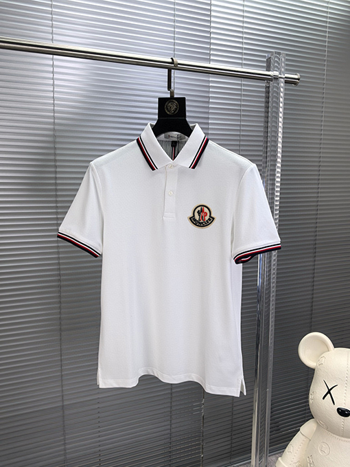 モンクレール 新作の襟付き半袖ポロシャツ