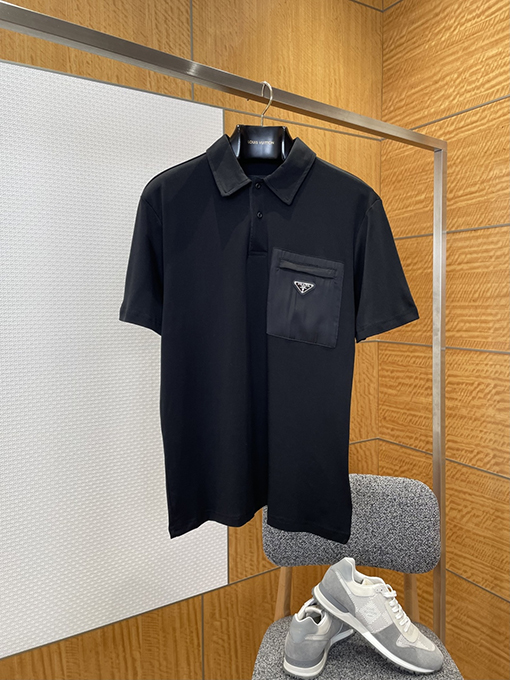 プラダスーパーコピー トライアングルロゴポケット半袖ポロシャツ