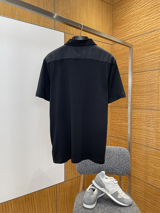 プラダスーパーコピー トライアングルロゴポケット半袖ポロシャツ