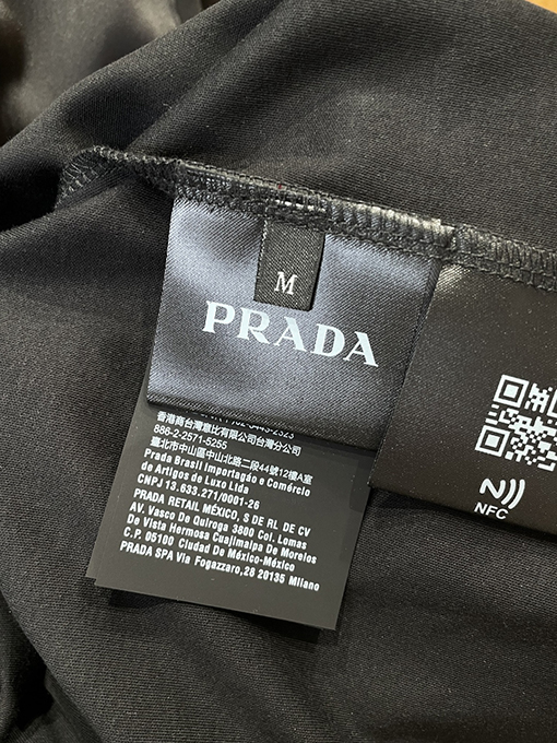 プラダスーパーコピー トライアングルロゴポケット半袖ポロシャツ