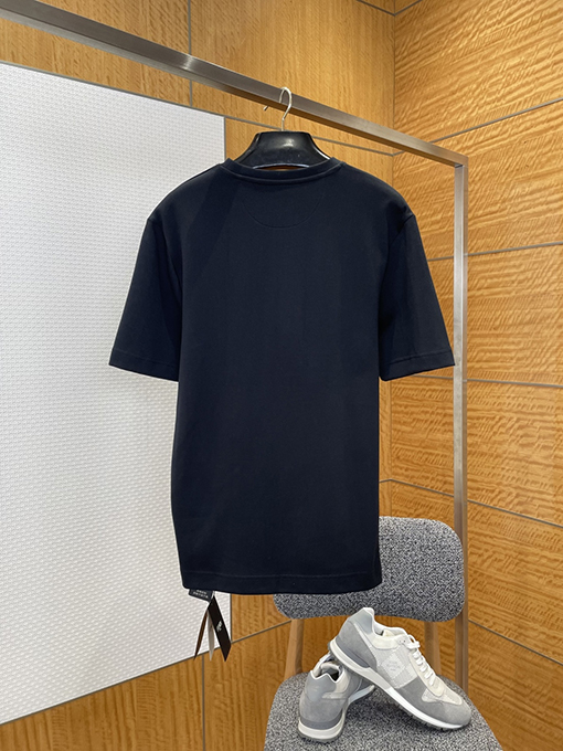 フェンディ メタルロゴ ミニマリスト 半袖Tシャツ