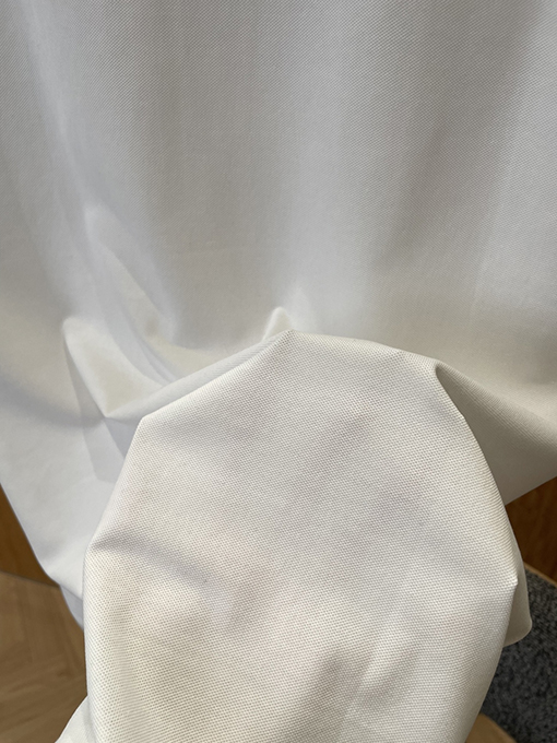 ヴァレンティノ カラーブロックのストライプ柄の襟付き刺繍入りの半袖ポロシャツ