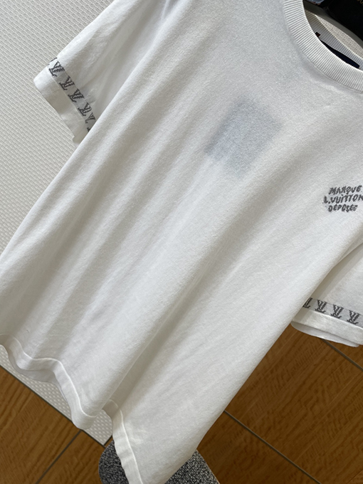 ルイヴィトンコピー ロゴジャカード半袖Tシャツ