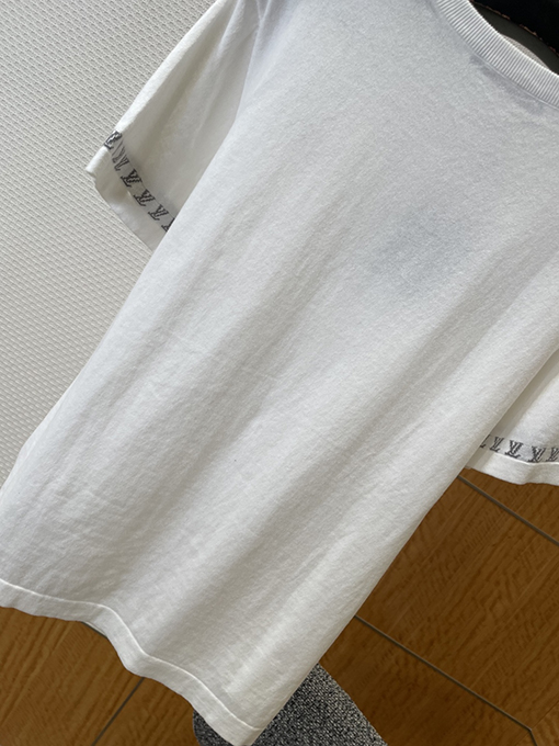 ルイヴィトンコピー ロゴジャカード半袖Tシャツ