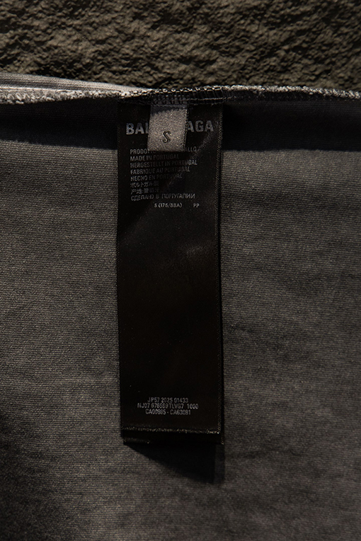 バレンシアガ Balenciaga クラシックなダメージと破れをした半袖Tシャツ