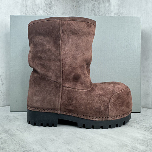 バレンシアガ ミドル丈ブーツ