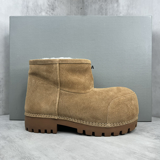 バレンシアガコピー ローカットブーツ