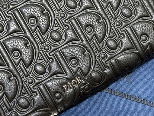 ディオール クラシックなロングジッパーウォレット