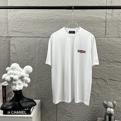 バレンシアガ Balenciaga クラシックなシリコンフロックの半袖Tシャツ