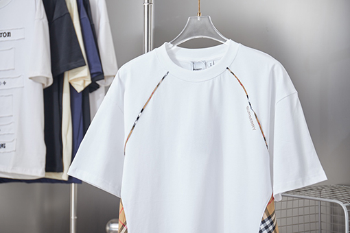 バーバリースーパーコピー チェック柄パッチワーク刺繍半袖Tシャツ