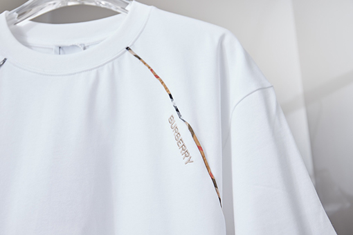 バーバリースーパーコピー チェック柄パッチワーク刺繍半袖Tシャツ