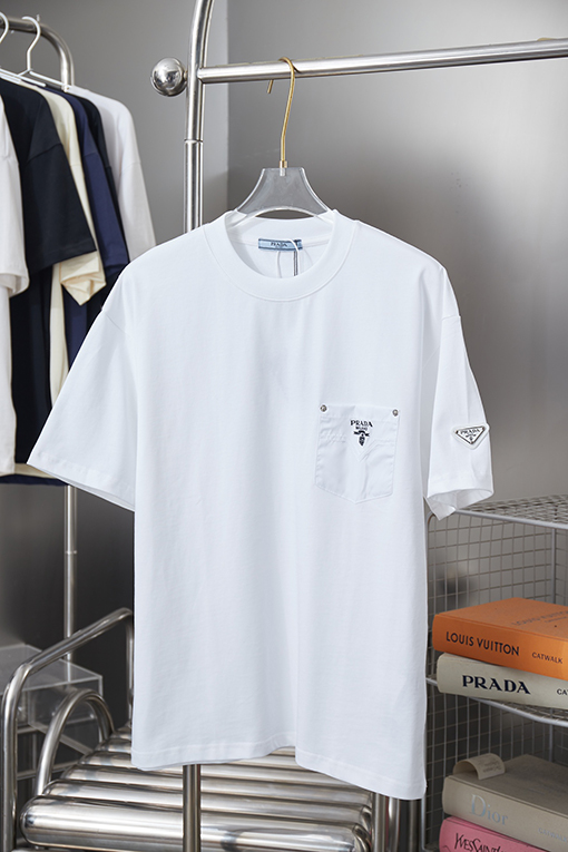 プラダ 新作ポケットプリント半袖Tシャツ