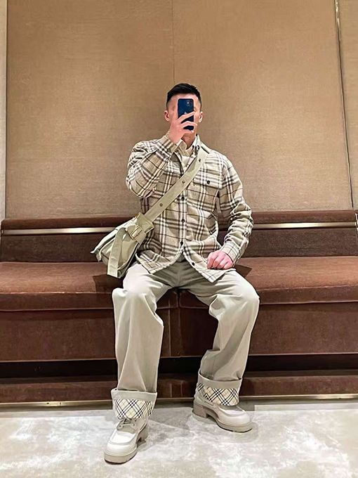 バーバリーコピー チェック柄ワークジーンズ