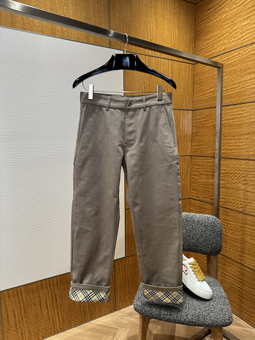 バーバリーコピー チェック柄ワークジーンズ