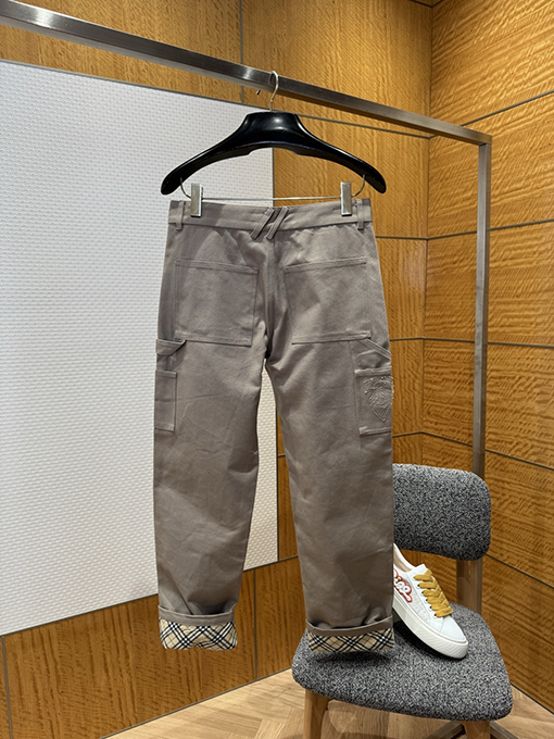 バーバリーコピー チェック柄ワークジーンズ