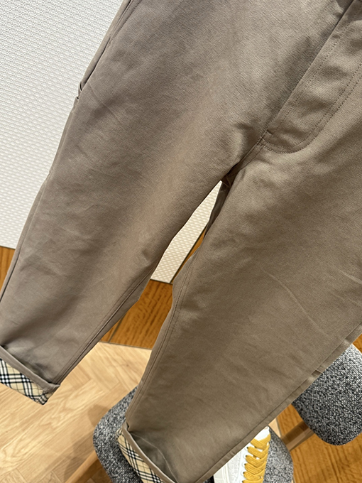 バーバリーコピー チェック柄ワークジーンズ