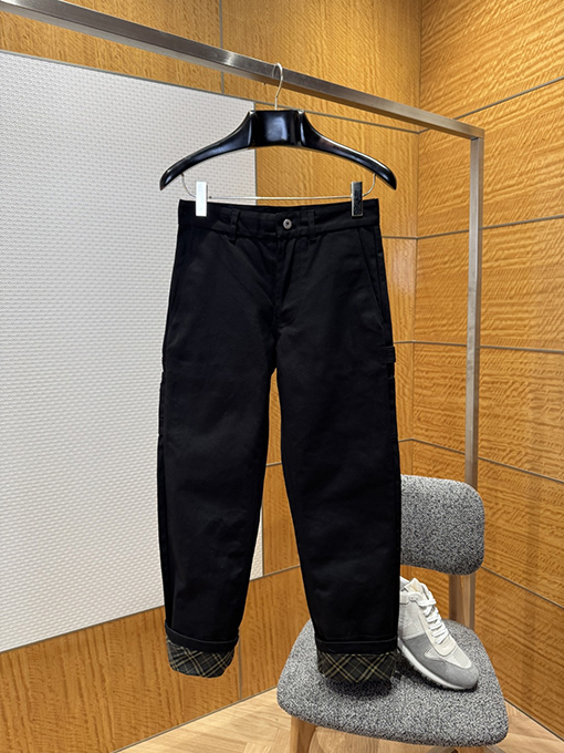 バーバリーコピー チェック柄ワークジーンズ