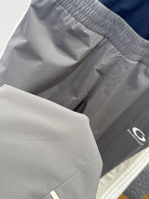 バレンシアガ BALENCIAGA ダブルウエストの二重ストライプパンツ