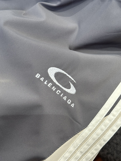 バレンシアガ BALENCIAGA ダブルウエストの二重ストライプパンツ