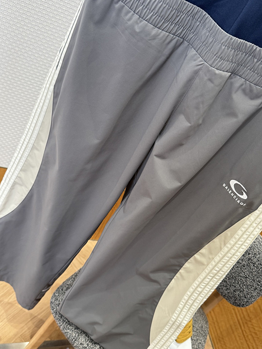 バレンシアガ BALENCIAGA ダブルウエストの二重ストライプパンツ