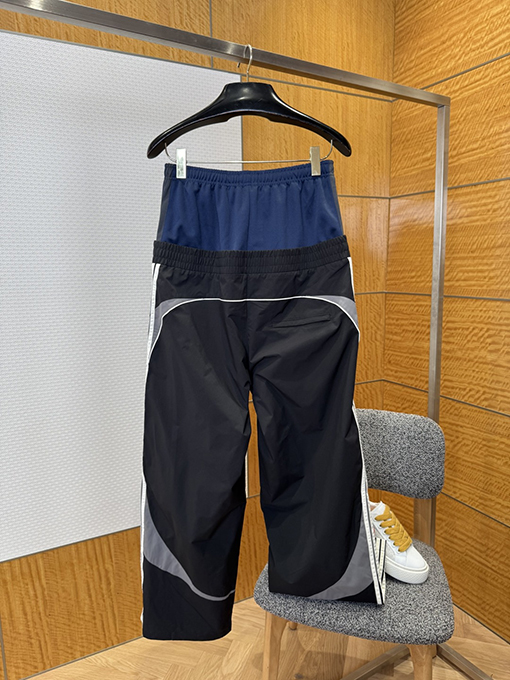 バレンシアガ BALENCIAGA ダブルウエストの二重ストライプパンツ