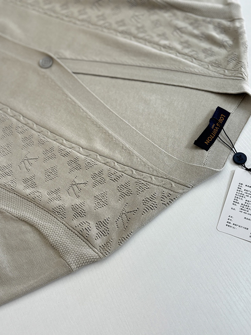 ルイヴィトン Monogram 透かし彫りジャカードパッチワークニットカーディガン