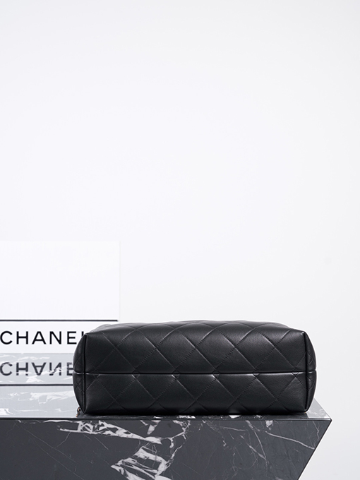 シャネル レディースクラフトマンシップシリーズカーフスキン横型ショッピングバッグ