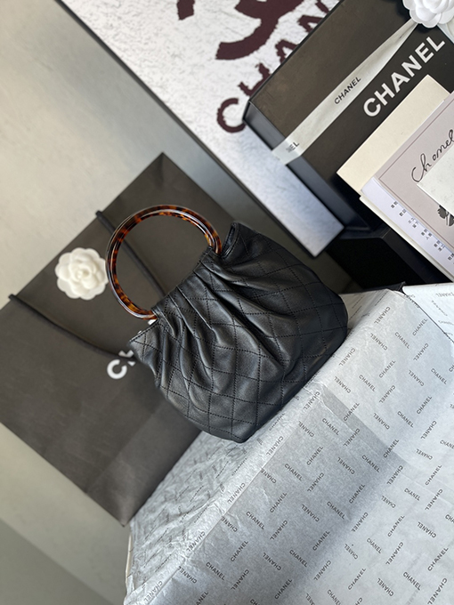 シャネル レディース秋冬コレクション AS6022 べっ甲ハンドルバケットバッグ