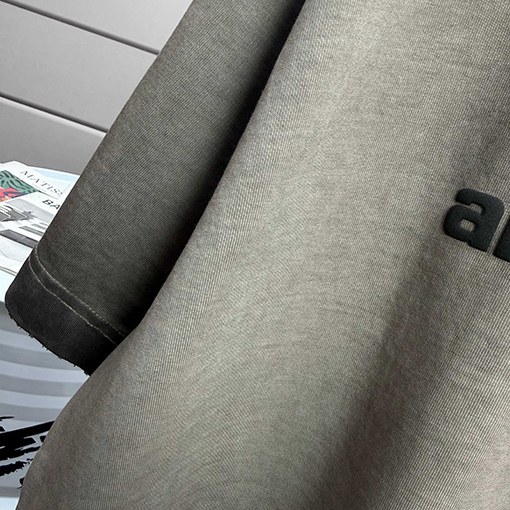 アレキサンダーワン Alexanderwang クラシックなダメージのクルーネック半袖Tシャツ