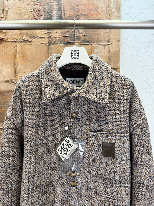 ロエベブランドスーパーコピー レザーロゴウールコート