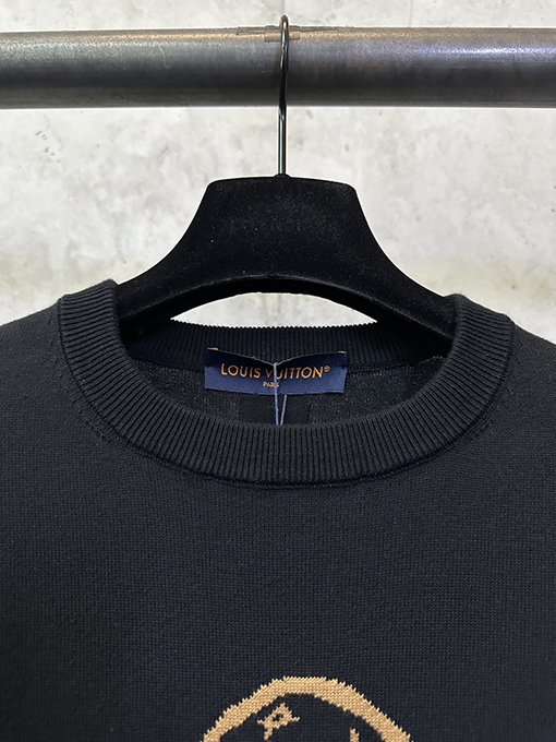 ルイヴィトンコピー スタイリッシュなマッシュルームインレイクルーネック半袖Tシャツ