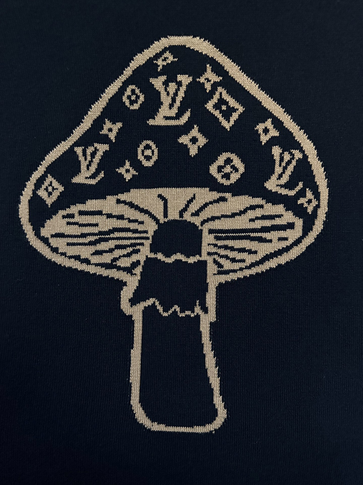 ルイヴィトンコピー スタイリッシュなマッシュルームインレイクルーネック半袖Tシャツ