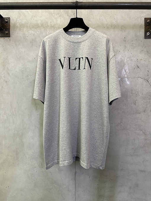 ヴァレンティノブランドコピー レターロゴプリント半袖Tシャツ