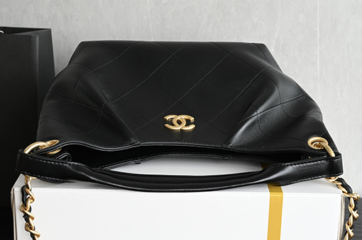 シャネルコピー 26Cレディースシリーズ ホーボー スモールハンドバッグ